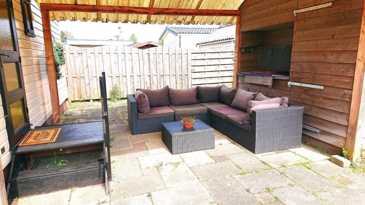 *Butterfly* Heerlijke Chalet Met Omheinde Tuin In Bosrijke Omgeving. Vila Anloo Exterior foto